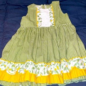Sleeveless Green Gingham Dress with Ruffles - Marie Nicole size 7